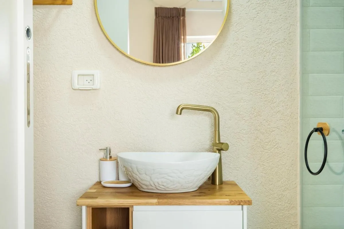 Image 2 of 3BDRGerman Colony