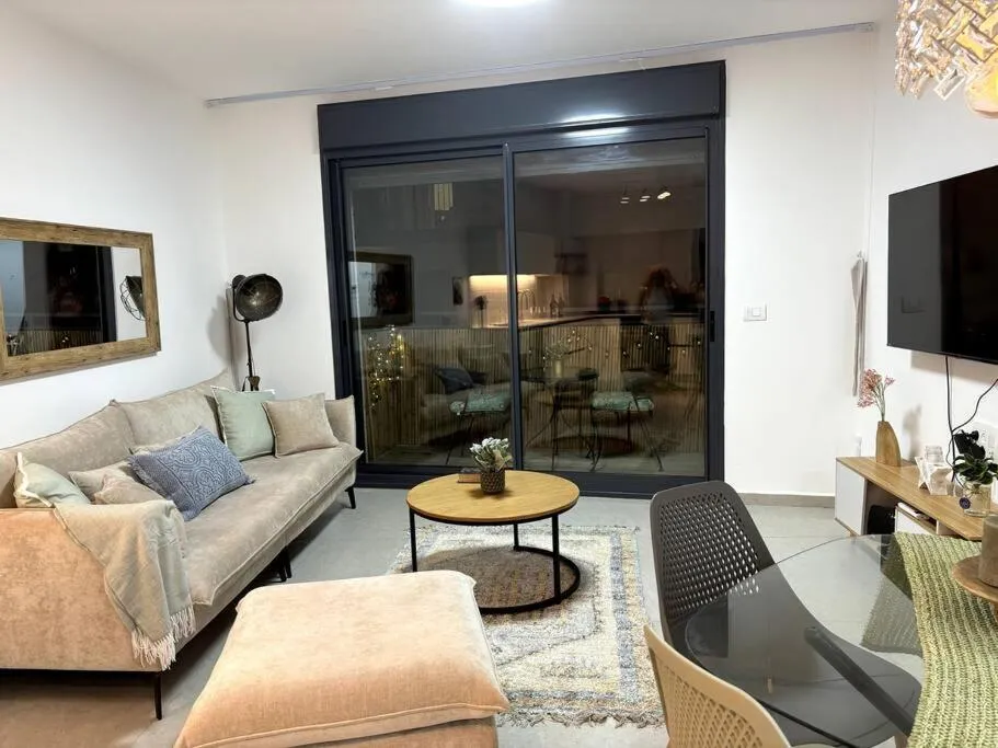 Image 1 of Agrippas suite – suzan