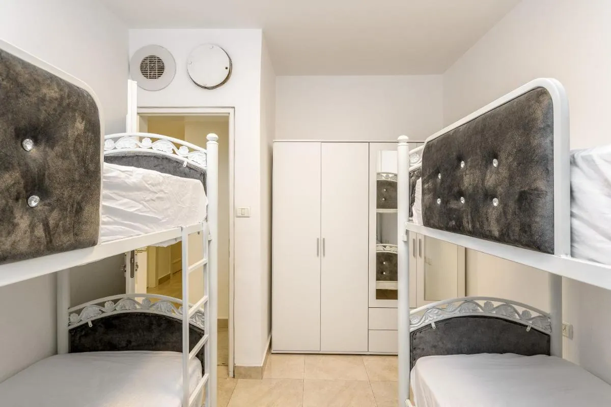 Image 6 of Apartment In The Shukanyon Building In Jerusalem