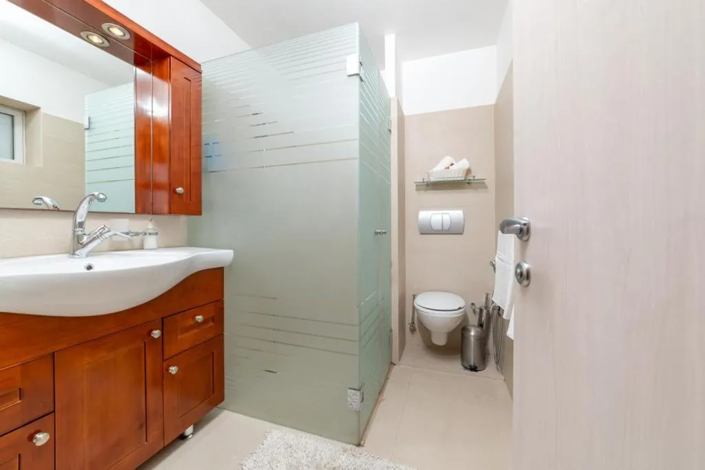 Image 4 of Art Apartment In Mamila – Art & View