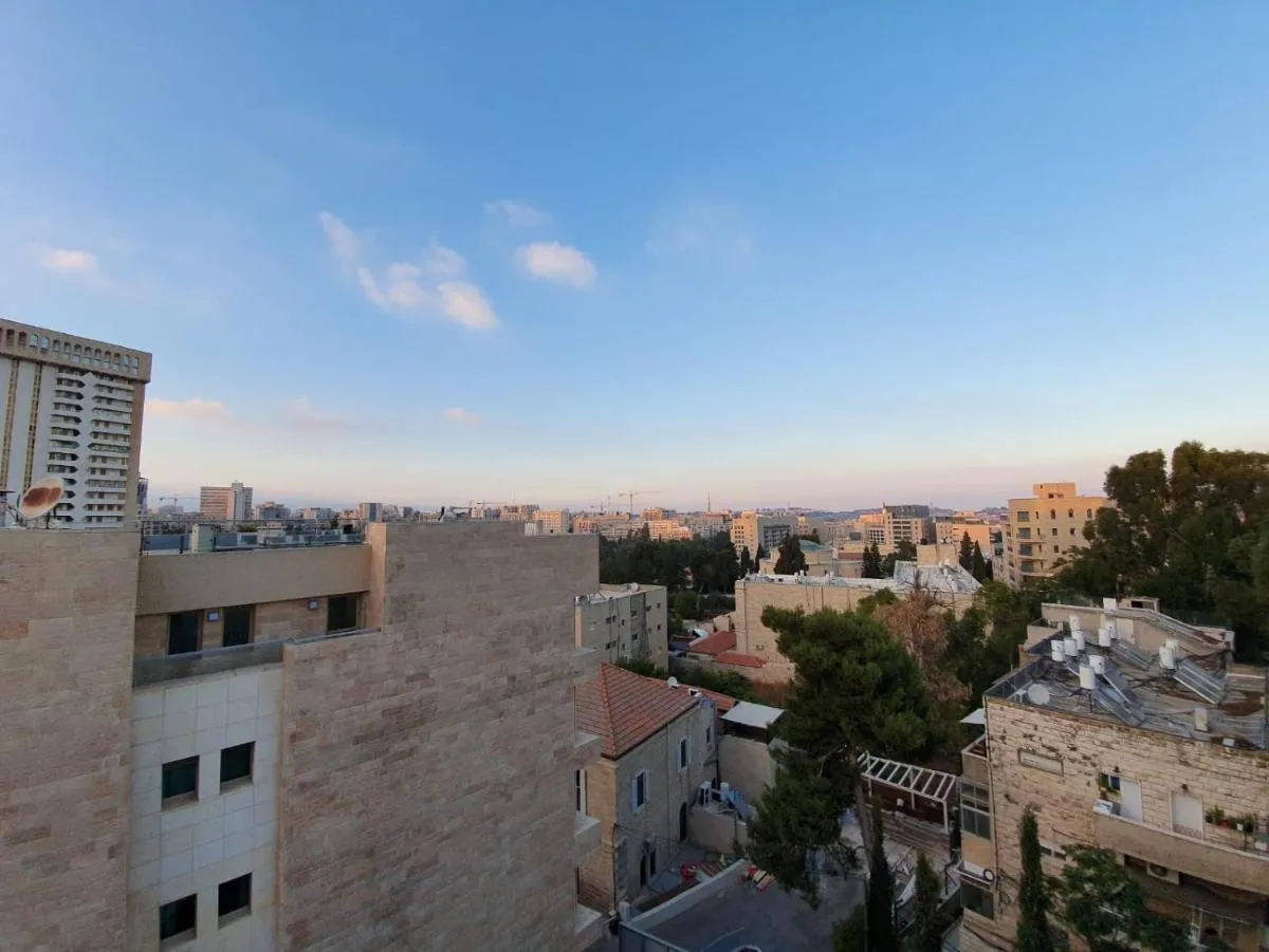 Image 5 of Art Apartment In Mamila – Parking Best Location 2