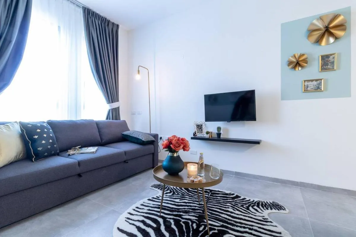 Image 4 of Beautiful 1 bedroom in great central area