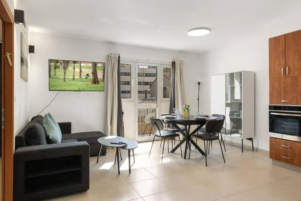 Image of Beautiful Ben Yehuda Apartment