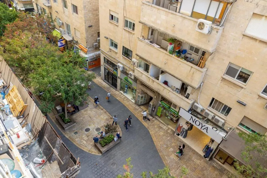 Image 4 of Beautiful Ben Yehuda Apartment