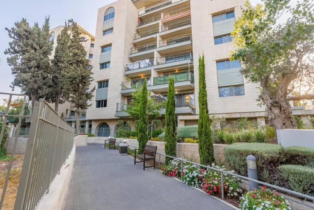 Image 4 of Boutique Hanevi’im Apartment By Nimizz