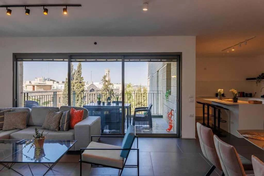 Image 6 of Boutique Hanevi’im Apartment By Nimizz