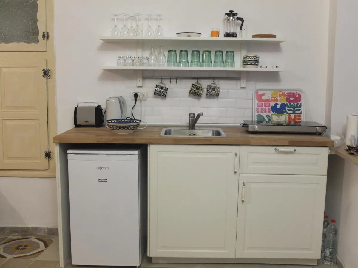 Image 6 of Central old stone Jerusalem apartment