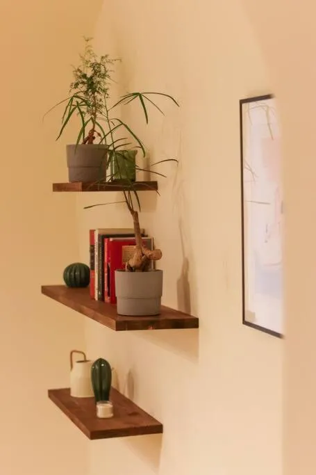 Image 4 of Charming Jerusalem Home