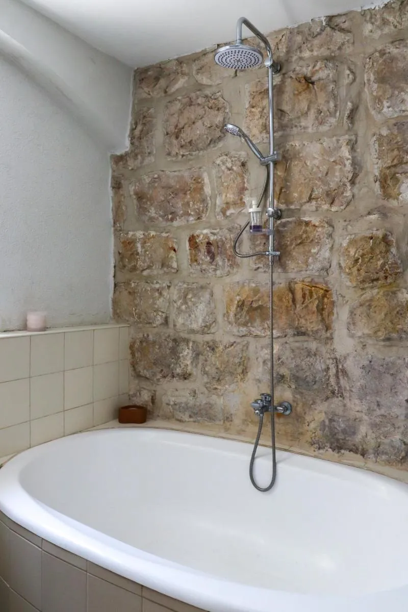 Image 3 of Charming Jerusalem Home