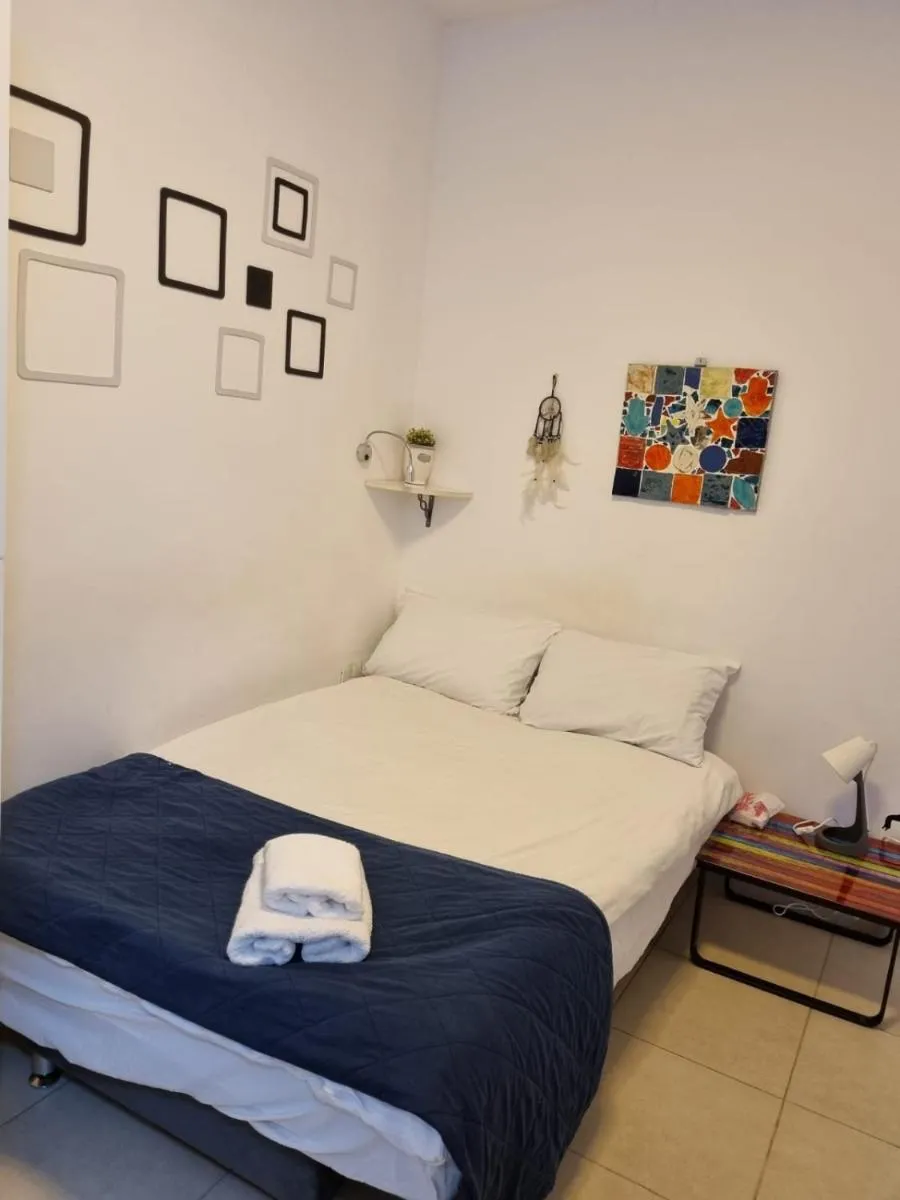 Image 6 of Cute Studio near Yad Vashem FREE street parking