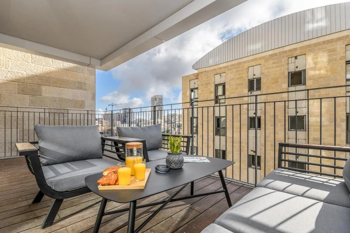 Image 5 of Designed 2BDR&2Bth w Parking- mahne yehuda sea u jerusalem