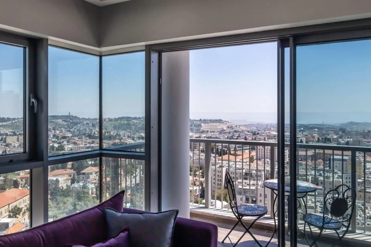 Image 4 of Dreamy 2BDR Unparalleled Views Of The Old City