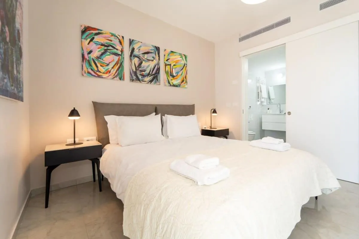 Image 6 of Dreamy 2 Bedroom In Best Location Parking