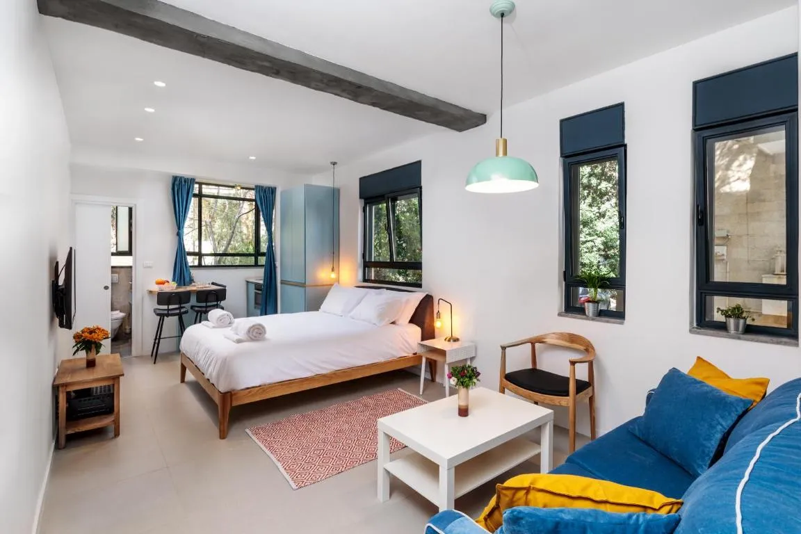 Image of Emanuel Boutique