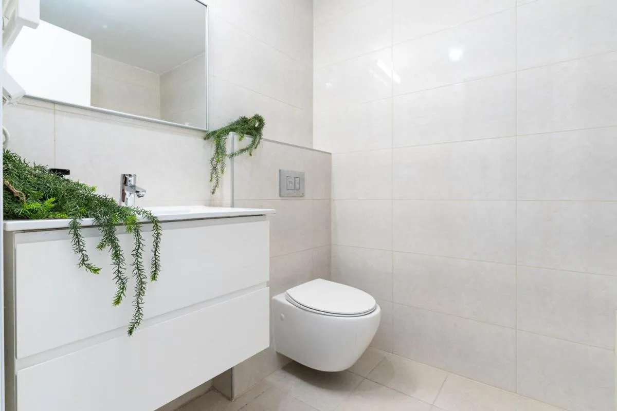 Image 2 of Enchanting 1Bdr Hideaway with Mesmerizing Views of the Old Cityscape