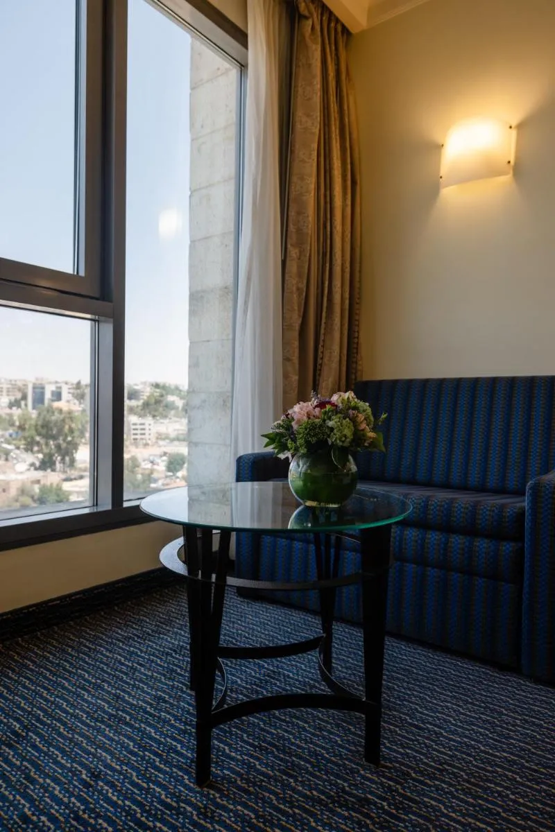 Image 3 of Grand Court Hotel