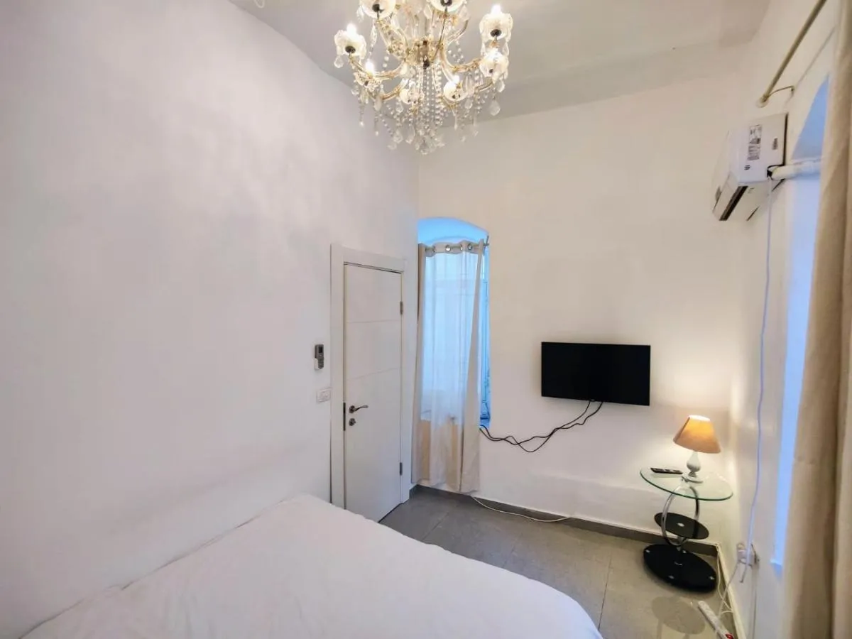 Image 3 of Habira Apartments