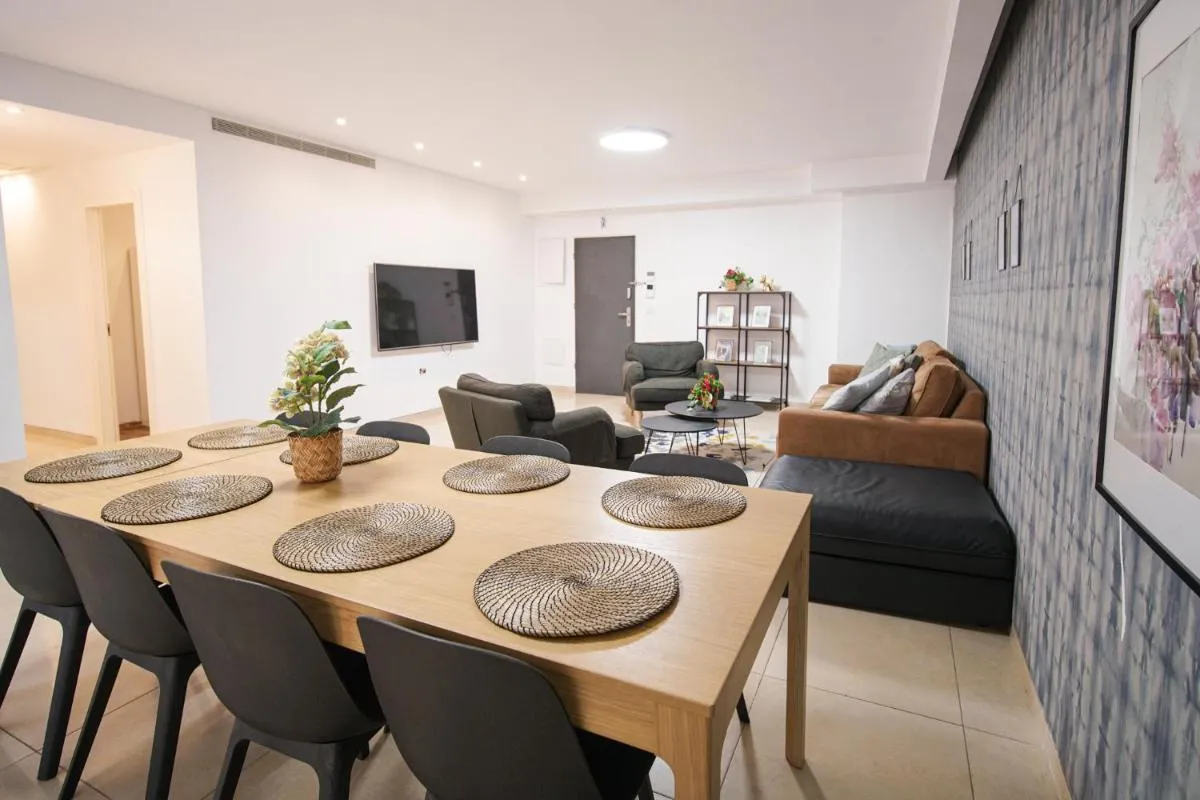 Image 3 of Harav Kuk Modern Apartment By Nimizz
