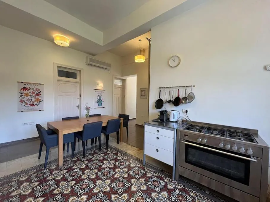 Image of Home in Jerusalem