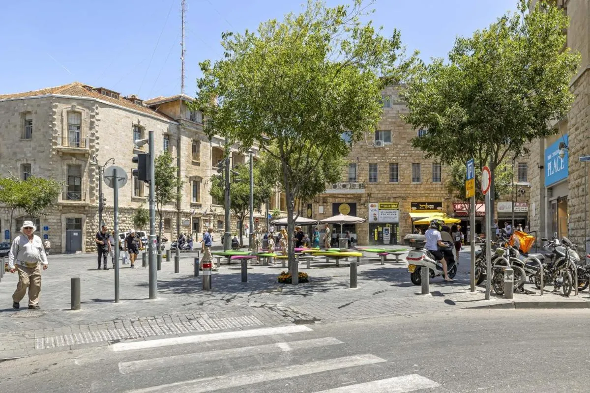 Image 6 of IB Properties Suites