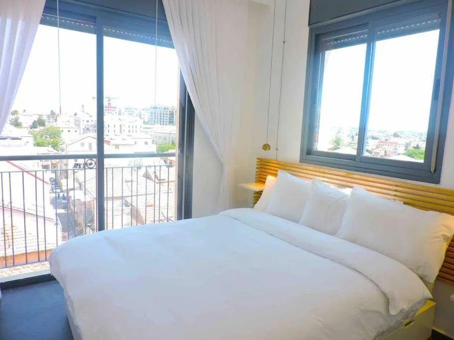 Image 5 of JLM market suite