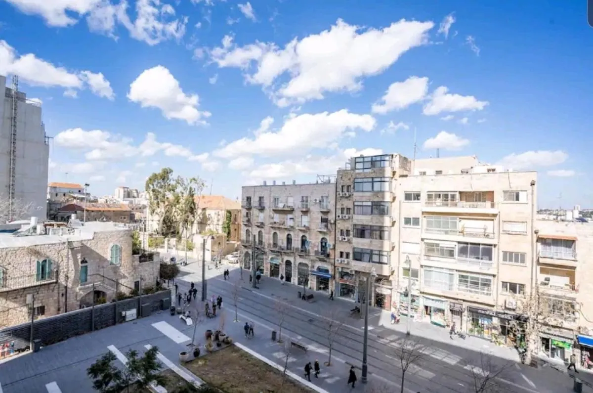 Image 2 of J-Tower Apartments