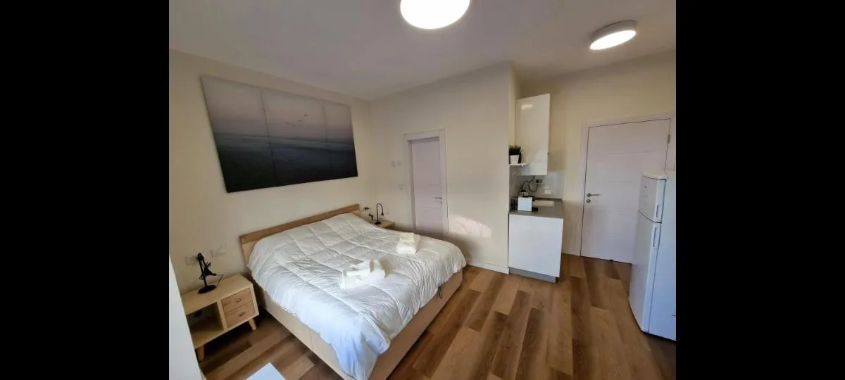 Image 2 of Jaffa 17 – Lihi brand new studio