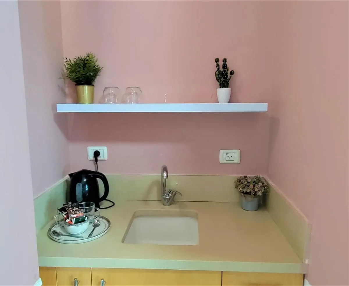 Image 2 of Jako Boutique