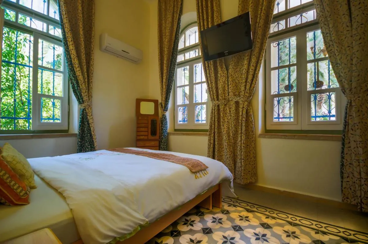 Image 6 of Jerusalem Garden Home