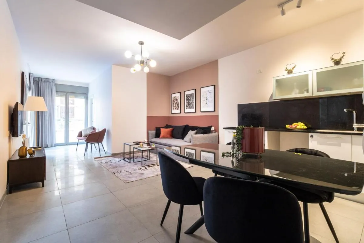 Image 3 of Kook Isrentals – ApartHotels In City Center