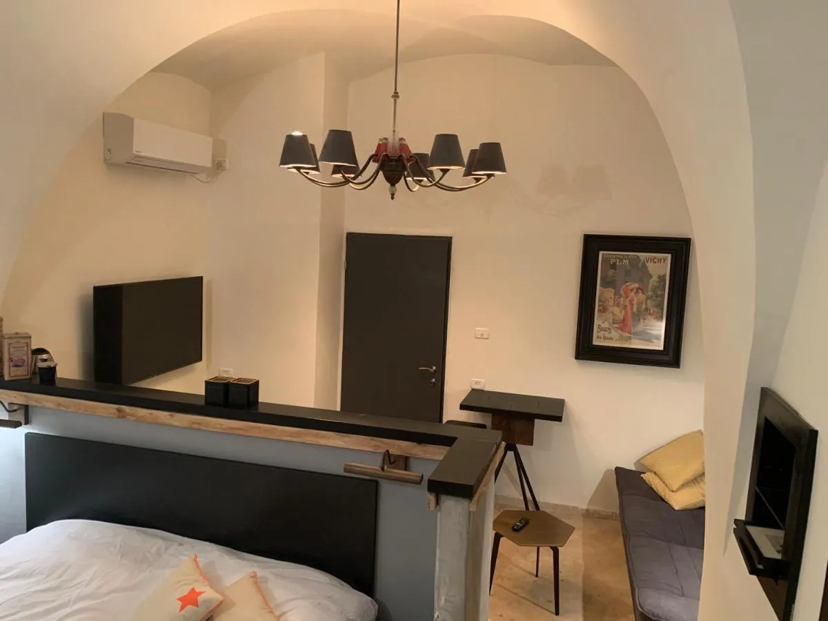 Image 2 of La Guta Studio Suite The Campari Suite