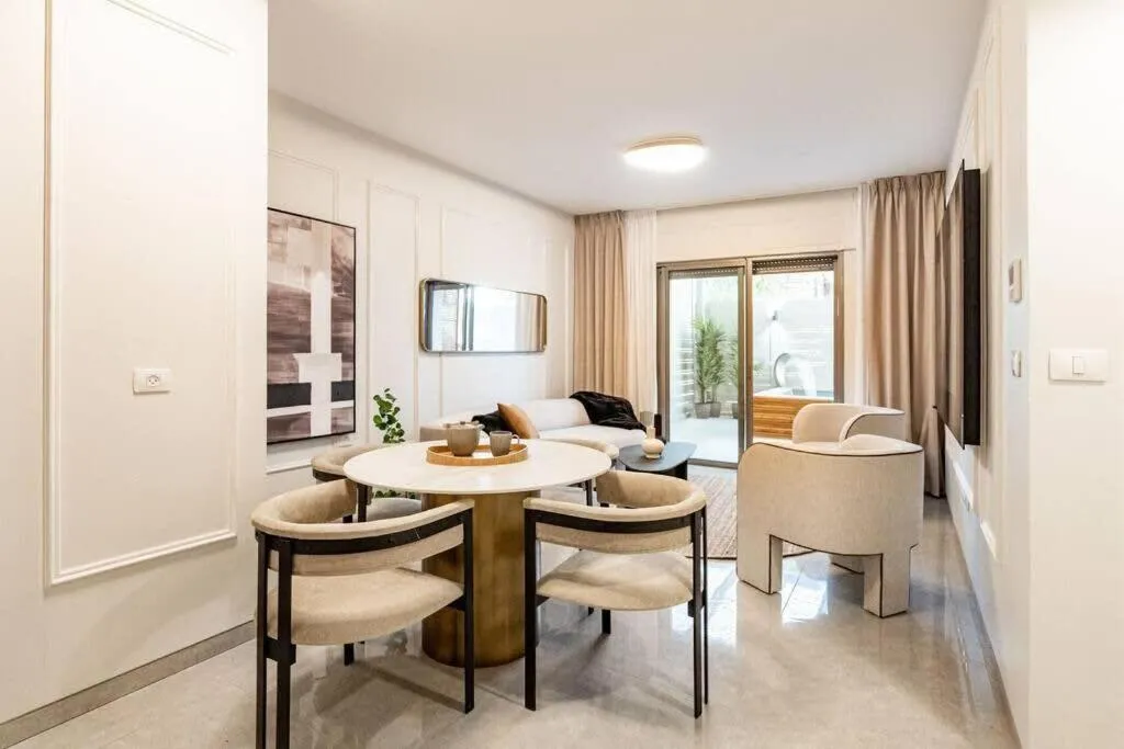 Image 3 of Luxurious Apt with Private Heated Pool City Center