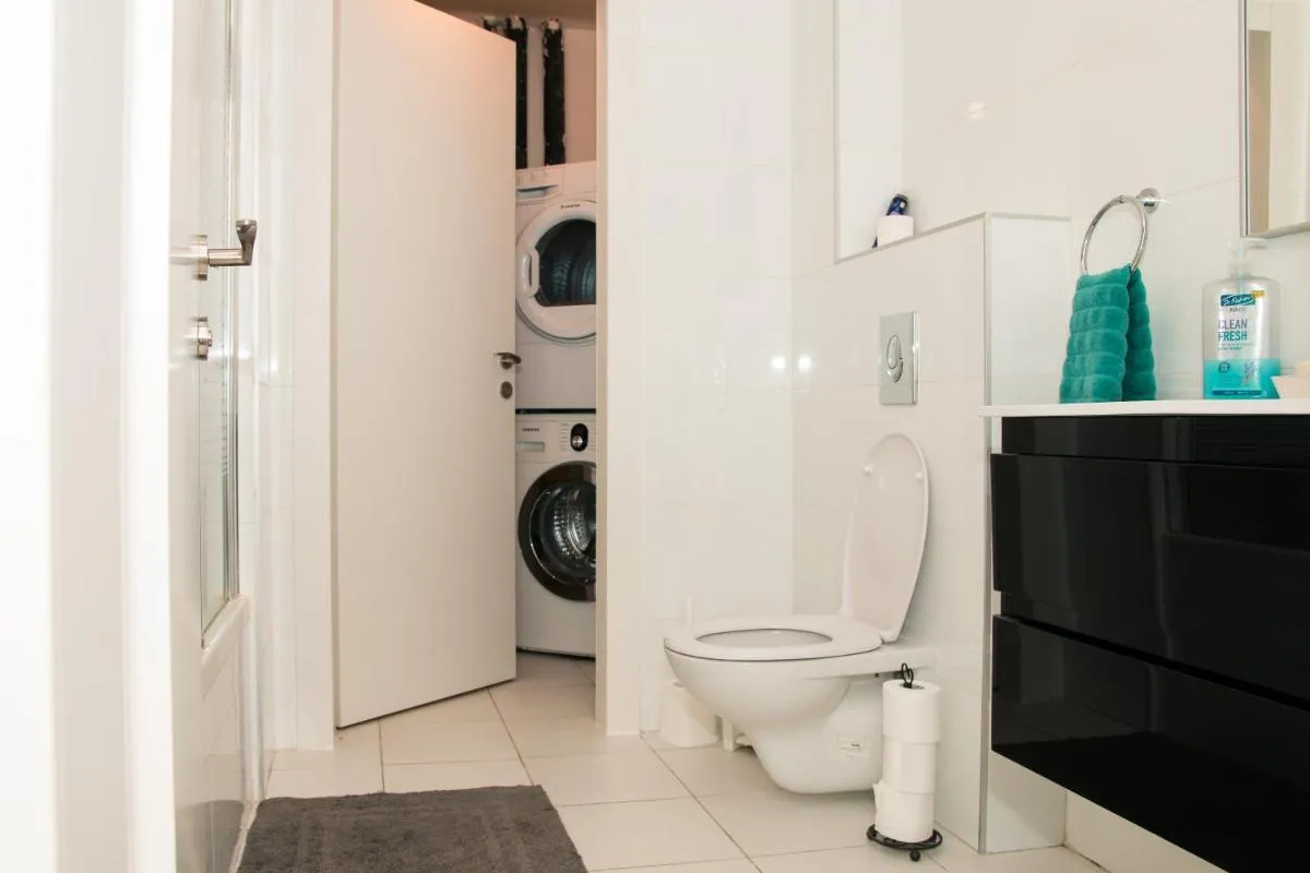 Image 2 of Luxurious Huge 5R in Jerusalem center