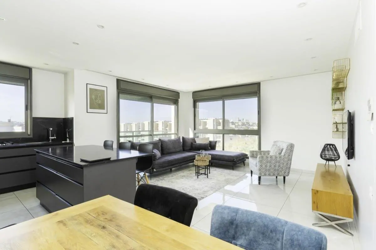 Image 2 of Luxury 3 Bedrooms apartment in Baka