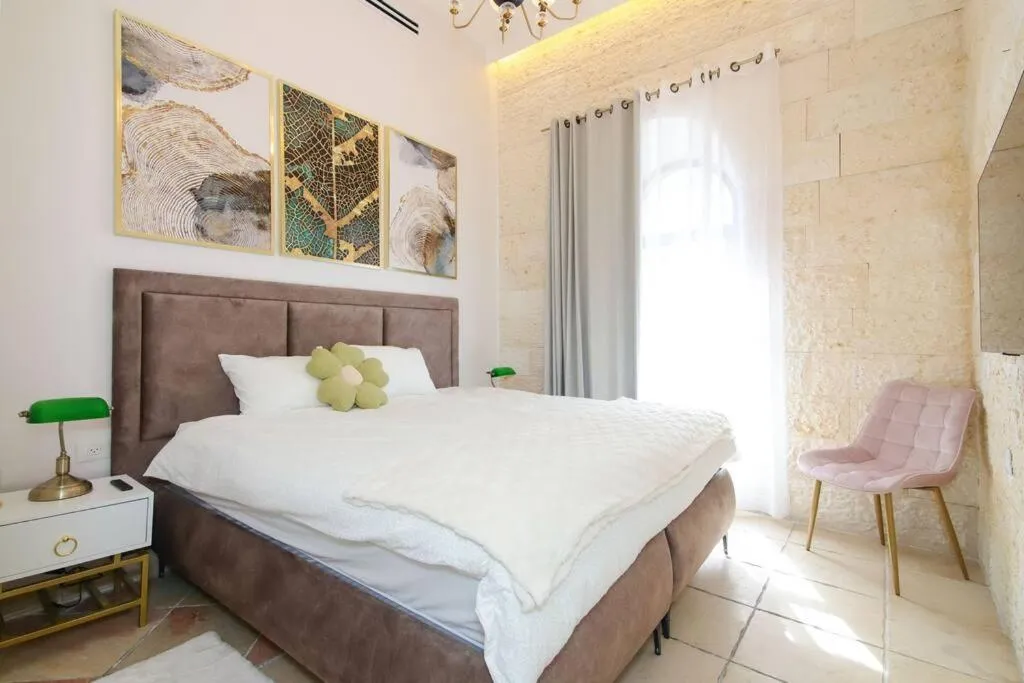 Image 1 of Luxury Apartment