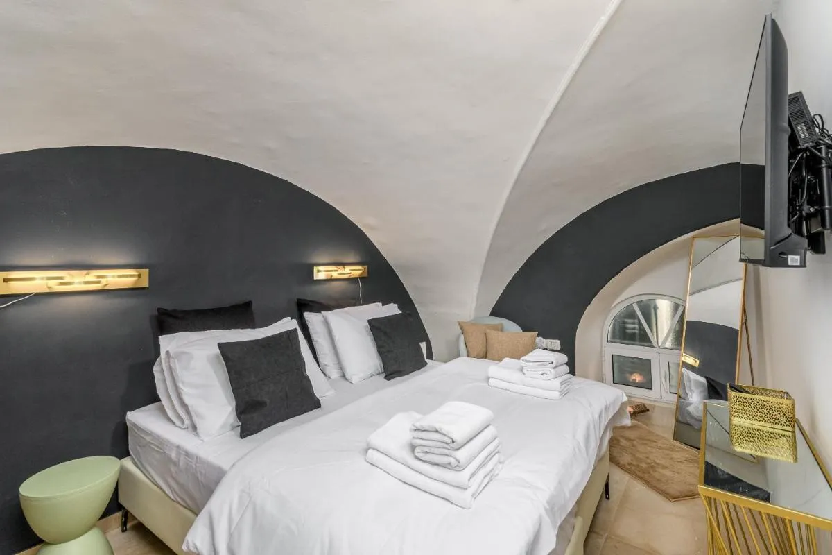 Image 1 of Nina Luxury Apartment