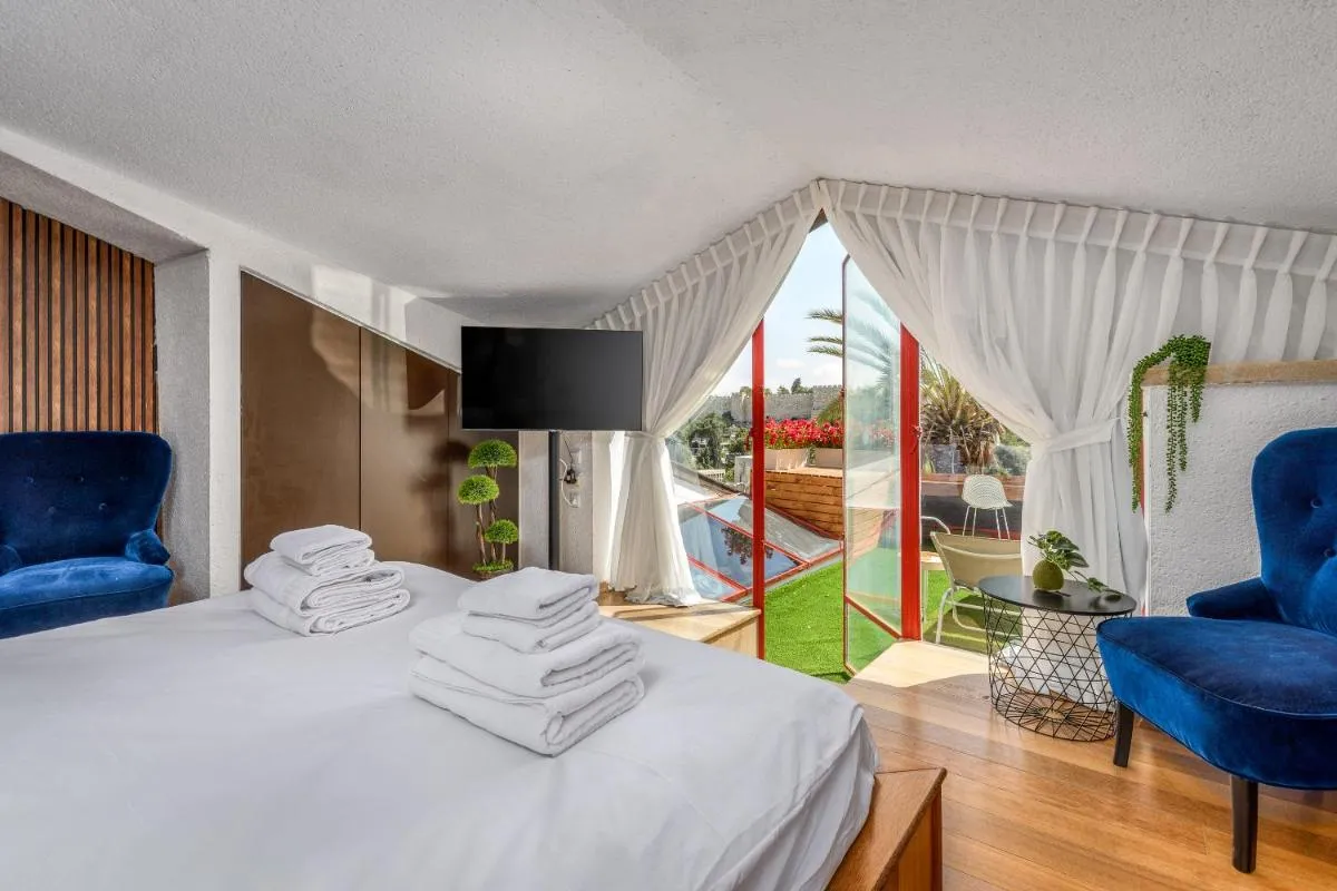 Image 6 of Nina Luxury Yamin Moshe