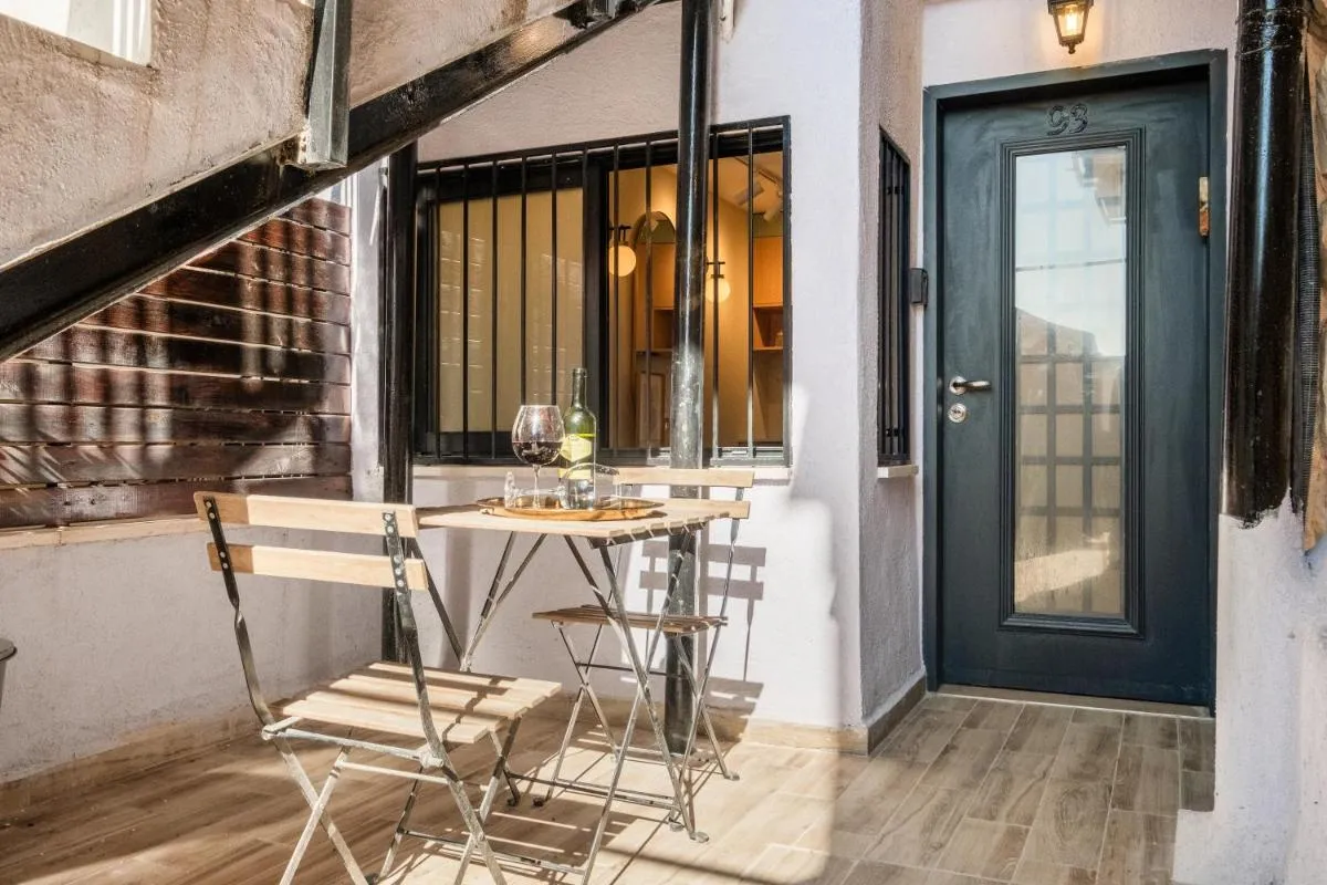 Image 3 of Pluto apartments