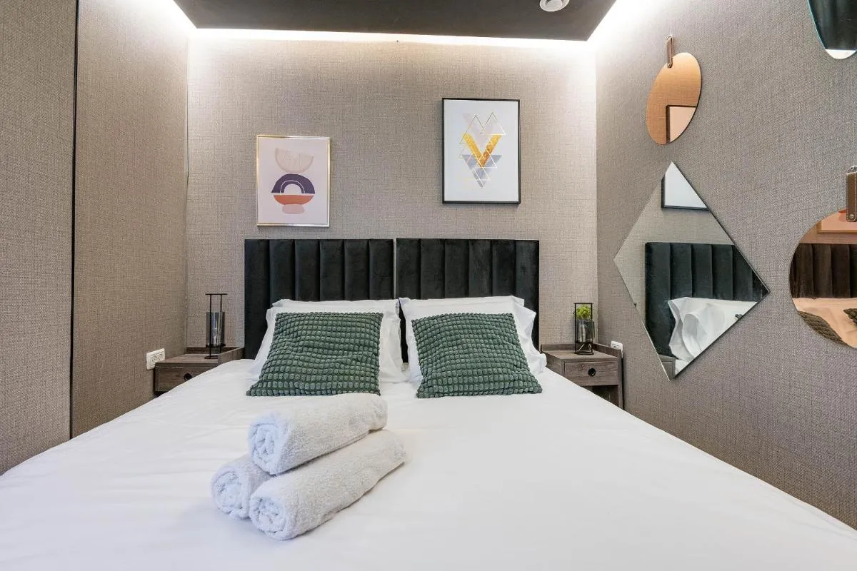 Image 1 of Spa on the walls – Mamilla View – Jerusalem