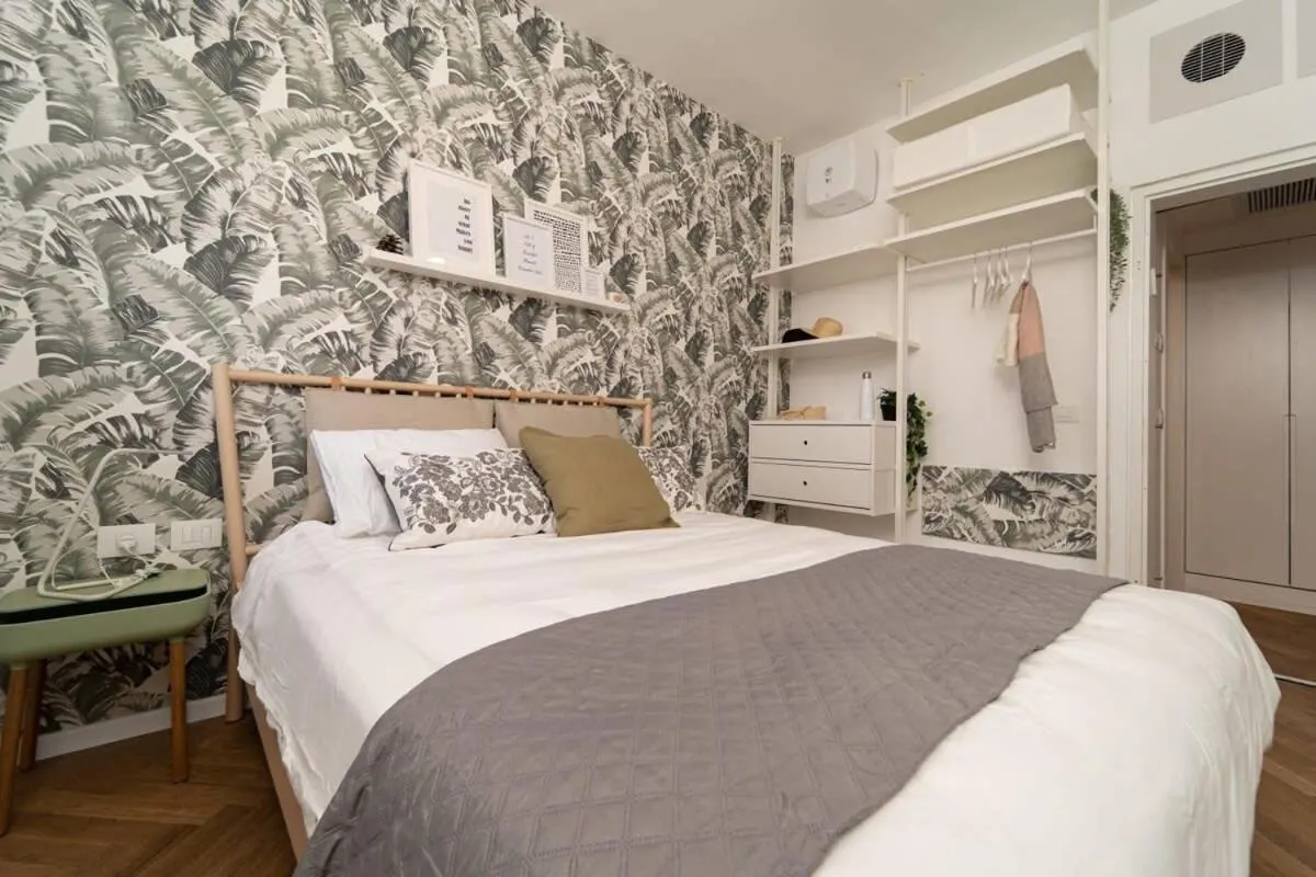 Image 5 of Stylish 1 Bedroom Savyon View – Isrentals