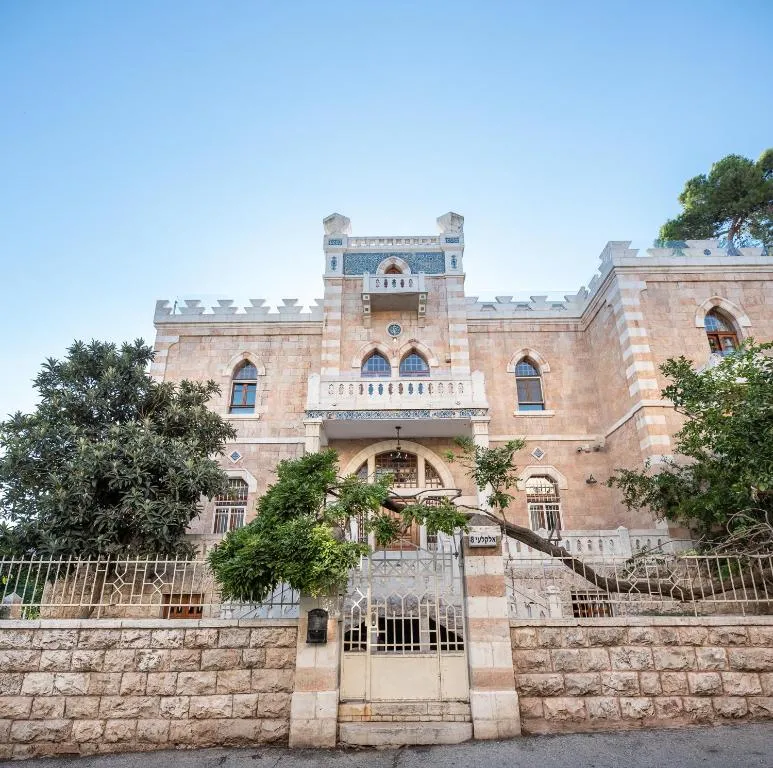 Image of The Blue at Alkalai 8