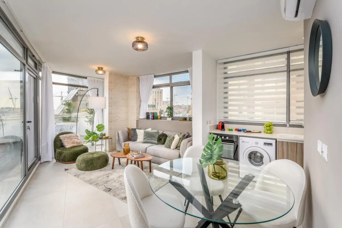 Image 4 of Unique Mini Penthouse In The Heart Of Jerusalem