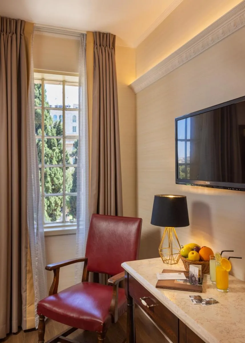 Image 4 of YMCA Three Arches Hotel