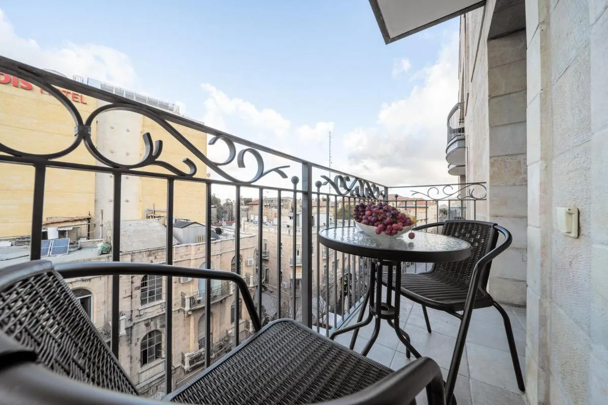 Image 1 of Yashar Suites JLM