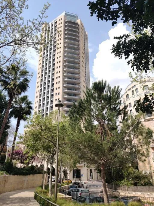 Image 5 of זהב על הפארק ספיריט ירושלים